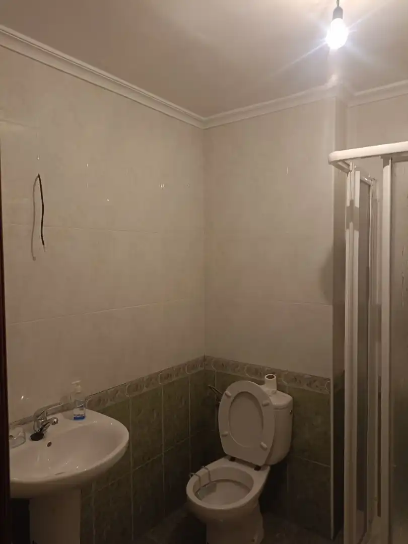 Piso en venta en Calle Francisco Pizarro, 1, Ave María Baño de Piso en venta en Palencia con Calefacción, Parquet y Amueblado