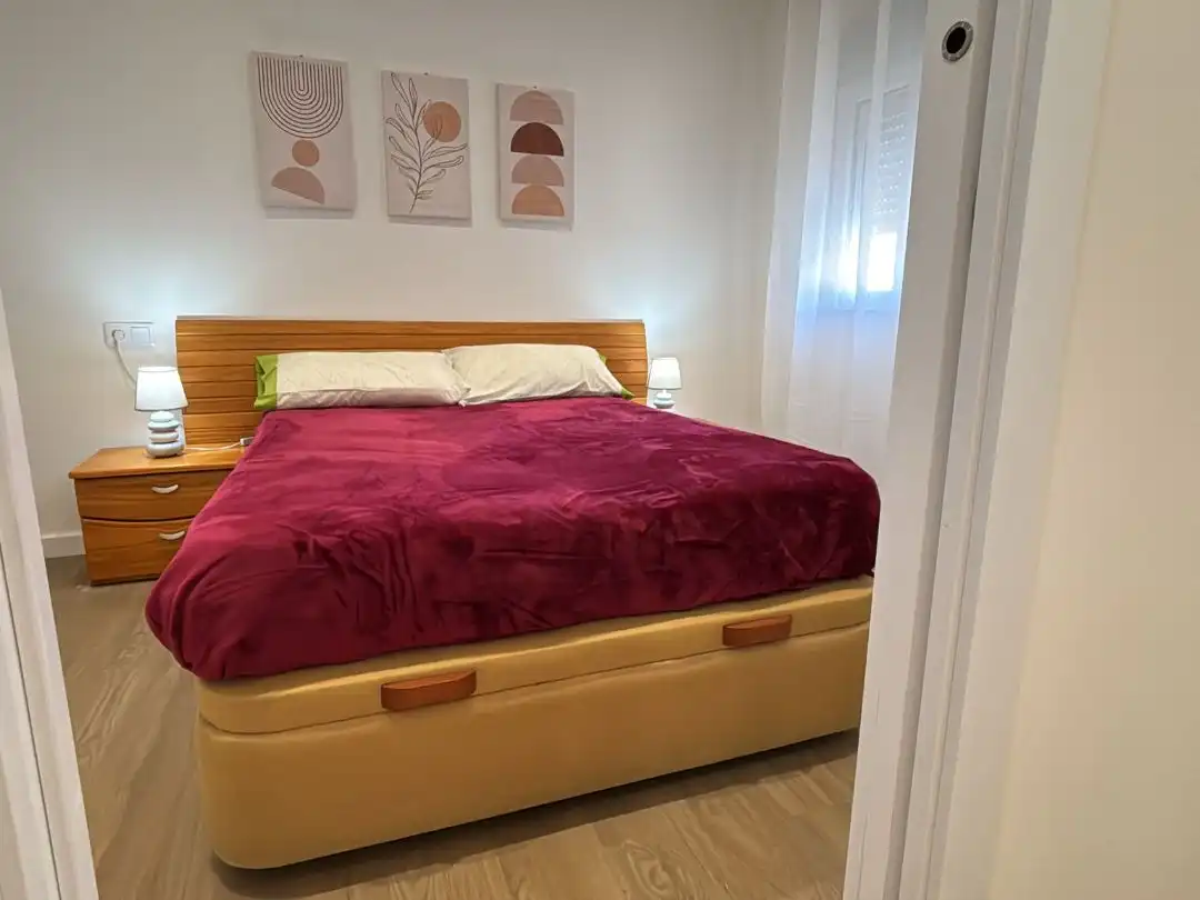Dormitori de Pis de lloguer en Madrid amb Aire condicionat, Calefacció i Parquet