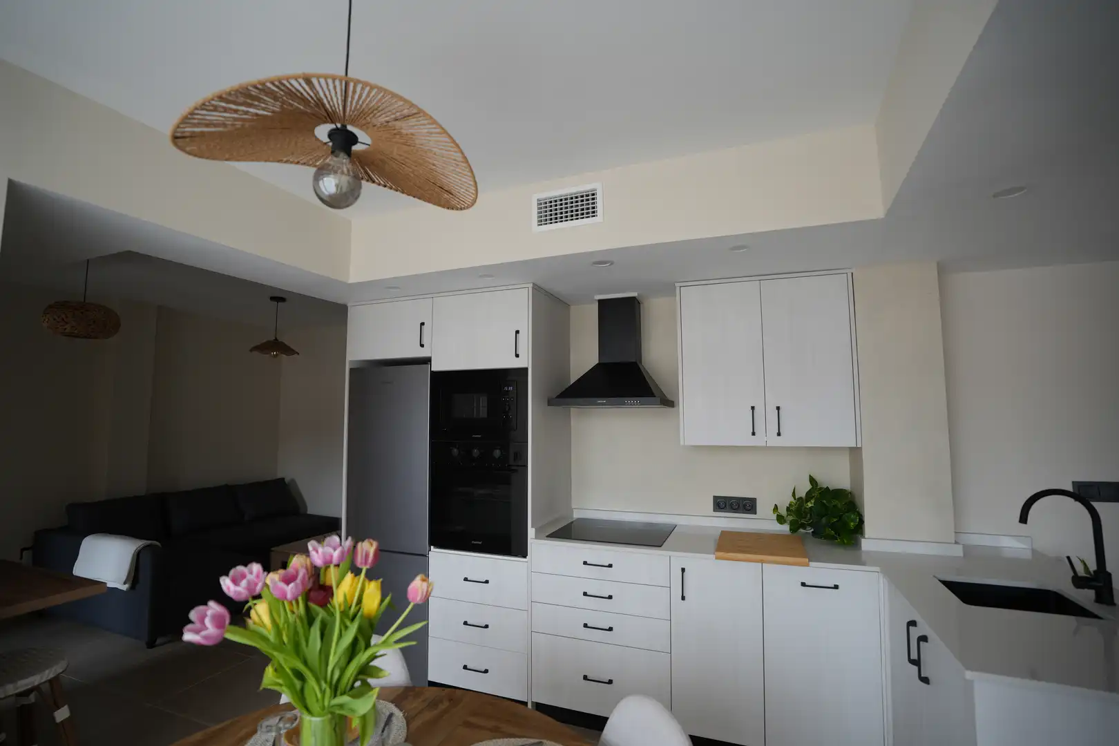 Cocina de Piso de alquiler en Cenes de la Vega con Aire acondicionado, Calefacción y Terraza