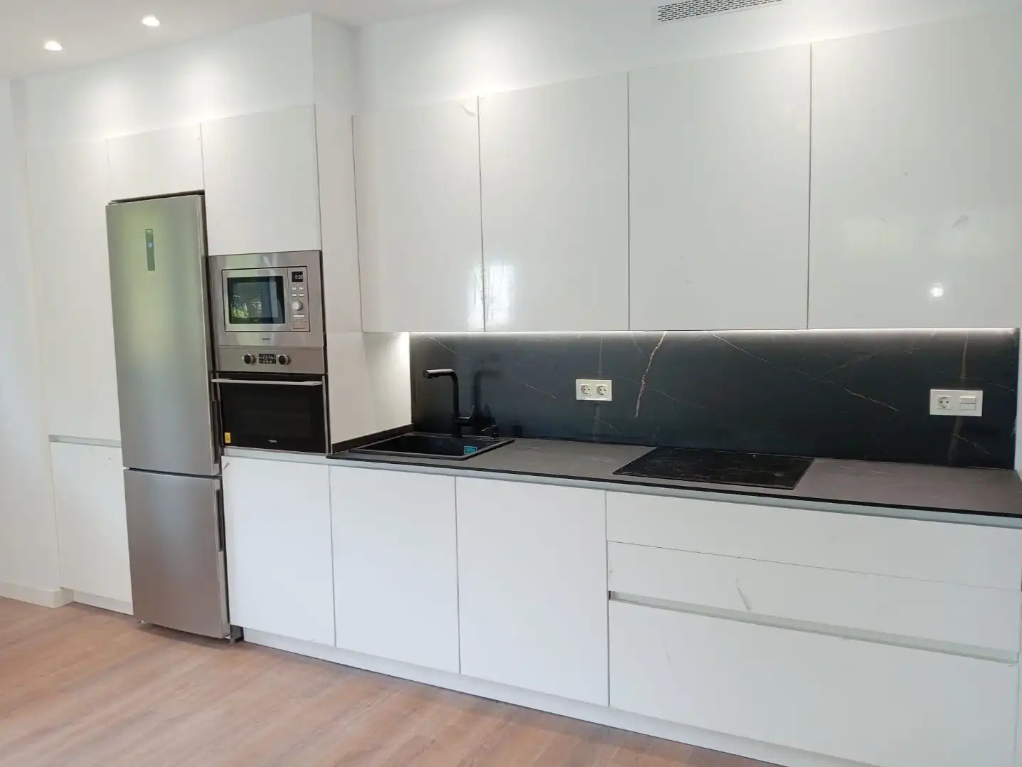 Piso en venta en Herrera Pasealekua, 49, Altza Cocina de Piso en venta en Donostia - San Sebastián con Calefacción y Parking comunitario