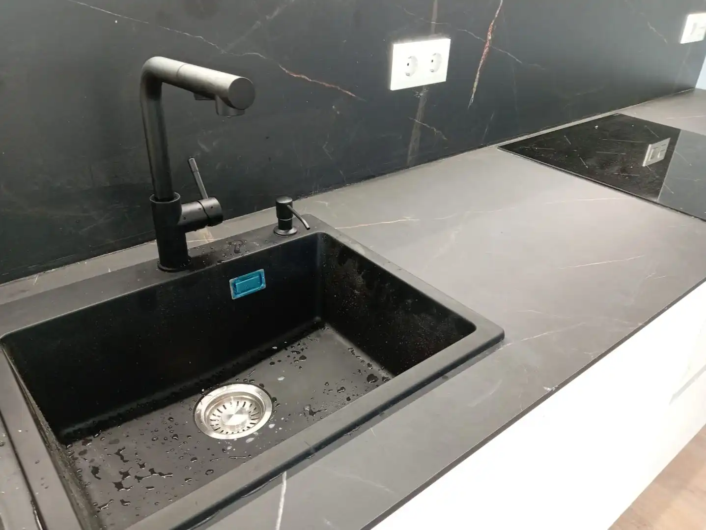 Piso en venta en Herrera Pasealekua, 49, Altza Cocina de Piso en venta en Donostia - San Sebastián con Calefacción y Parking comunitario
