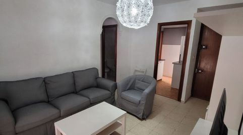 Flat for rent in Avenida Doctor Fedriani, 28, El Torrejón - El Cerezo, Sevilla Capital - image 2 Photo 2 of Flat for rent in Avenida Doctor Fedriani, 28, El Torrejón - El Cerezo, Sevilla Capital