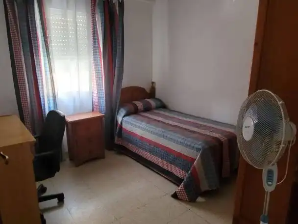Bedroom of Flat for rent in Sevilla  with Terrace and Furnished