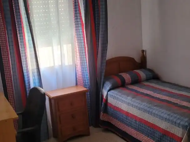 Bedroom of Flat for rent in Sevilla  with Terrace and Furnished