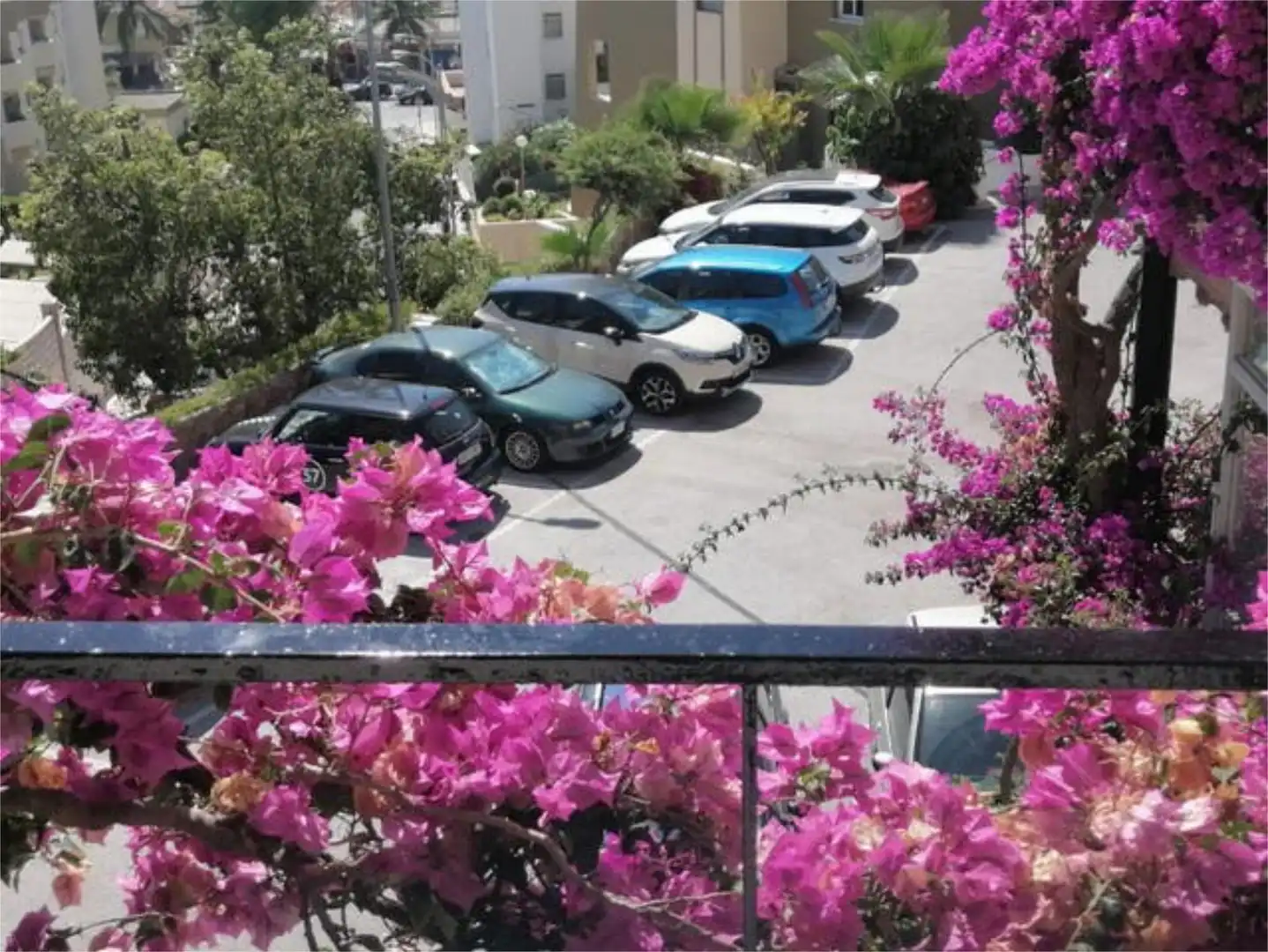 Apartament de lloguer a La Carihuela - Los Nidos Aparcament de Apartament de lloguer en Torremolinos amb Moblat