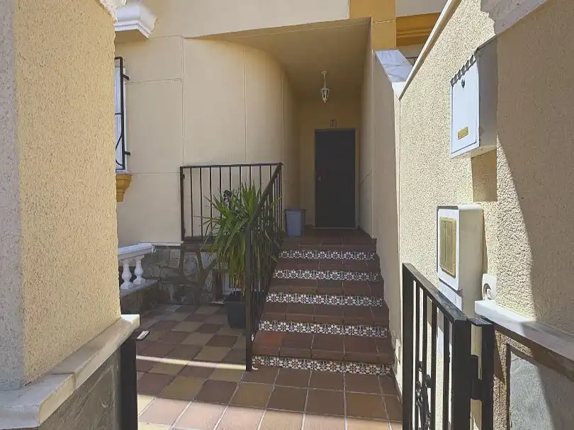 Dúplex en venta en Benahadux con Aire acondicionado, Calefacción y Terraza