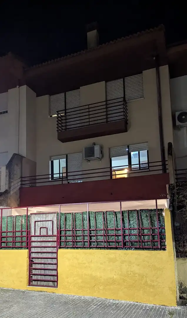 Detached homes for rent in Calle Puerto Carrales, Navalmoral de la Mata Exterior view of Detached homes for rent in Navalmoral de la Mata with Air Conditioner, Heating and Parquet flooring