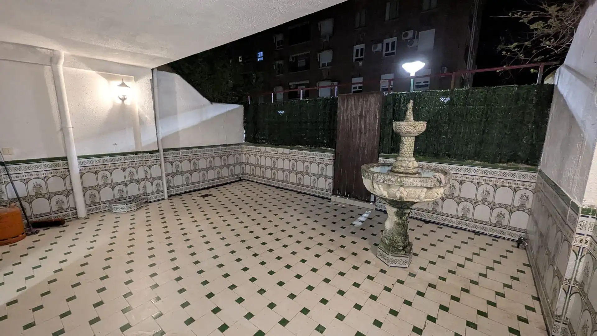 Detached homes for rent in Calle Puerto Carrales, Navalmoral de la Mata Terrace of Detached homes for rent in Navalmoral de la Mata with Air Conditioner, Heating and Parquet flooring