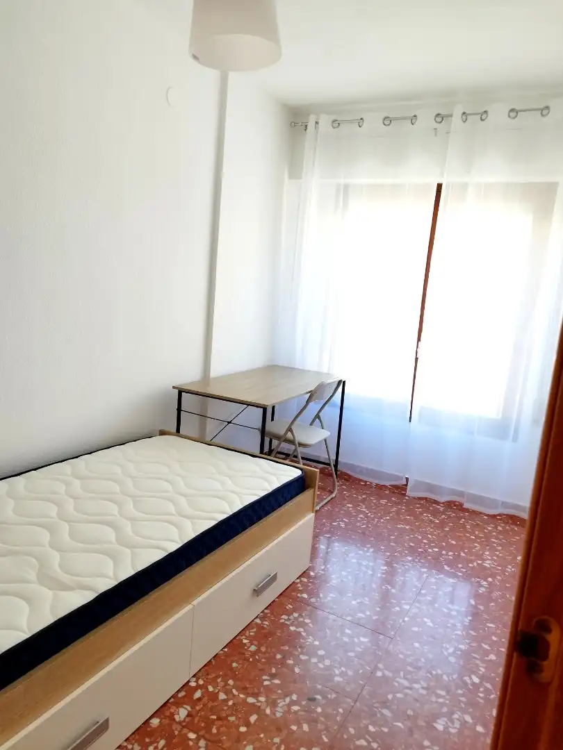 Flat for rent in Plaça Hort dels Lleons, 1, Centro