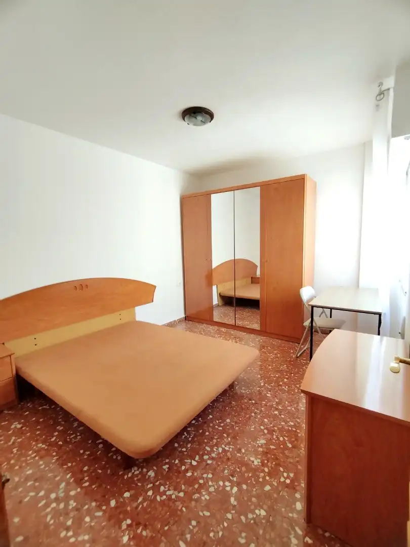 Flat for rent in Plaça Hort dels Lleons, 1, Centro