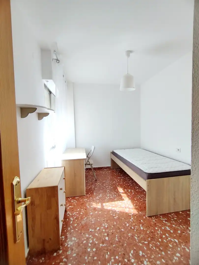 Flat for rent in Plaça Hort dels Lleons, 1, Centro