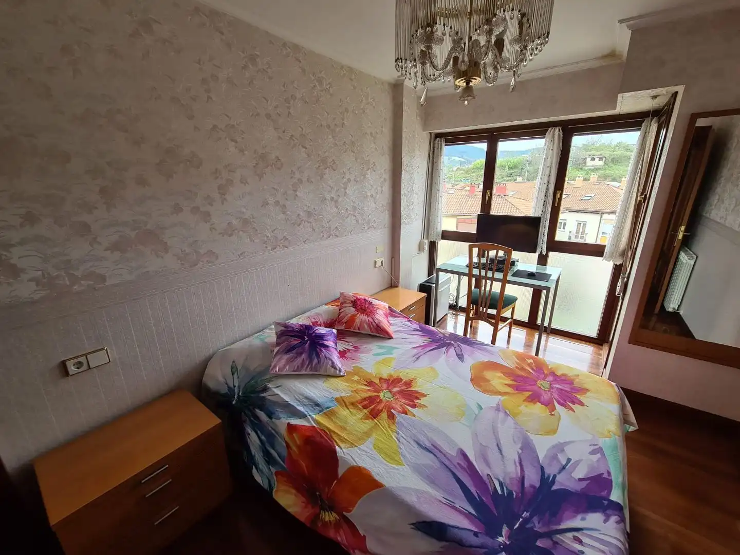 Schlafzimmer von Wohnung zur Miete in Oñati mit Heizung, Möbliert und Balkon