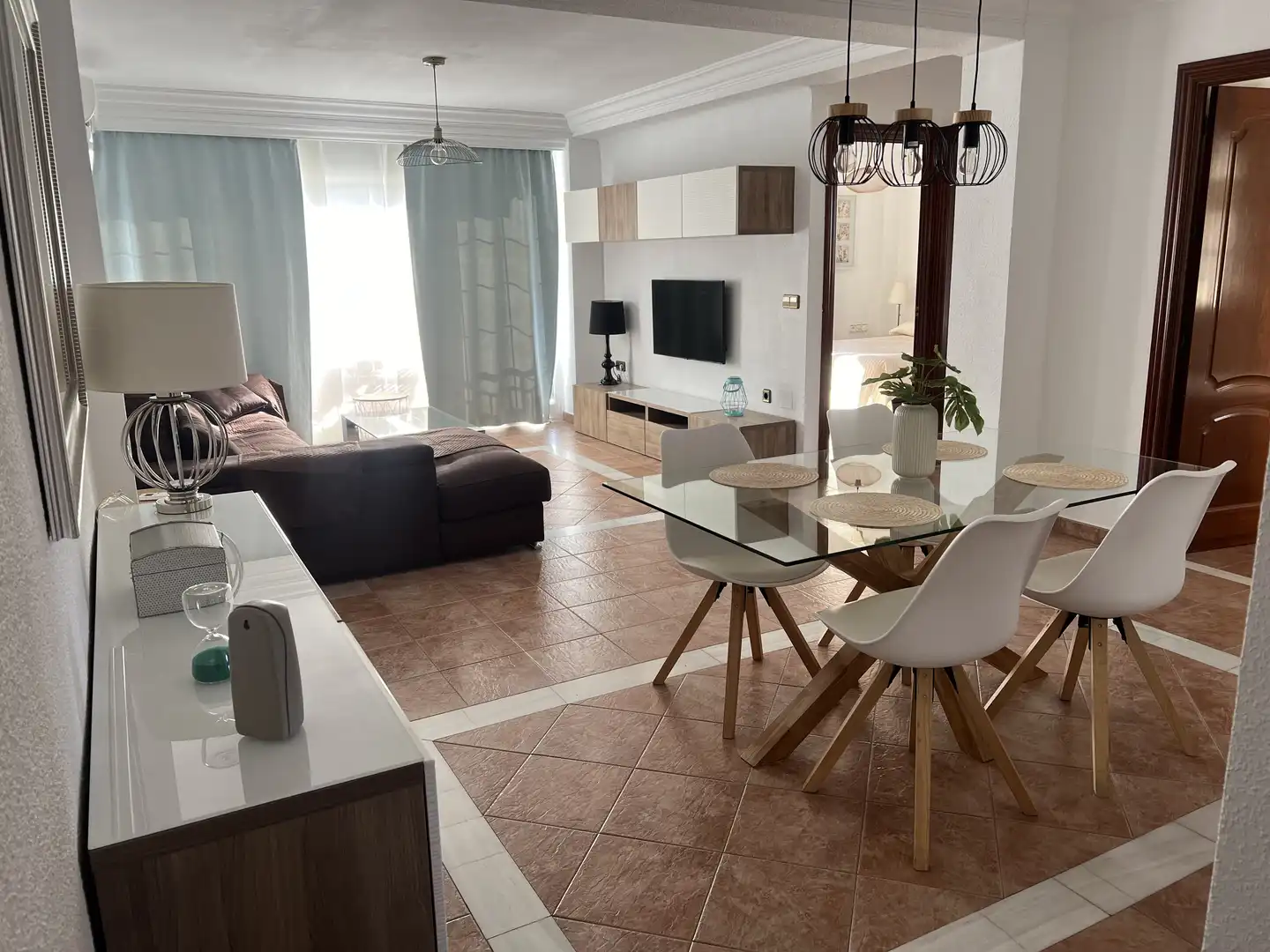 Sala d'estar de Pis de lloguer en Málaga amb Aire condicionat, Moblat i Balcó