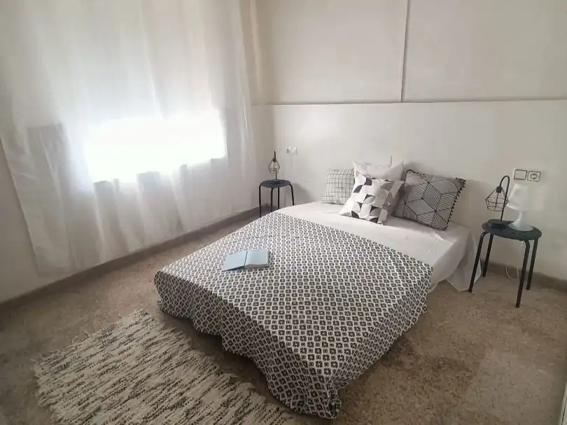 Detached homes for sale in Calle Caridad, 9, San Crispín - Huerta Nueva-Estación Bedroom of Detached homes for sale in Elda with Furnished