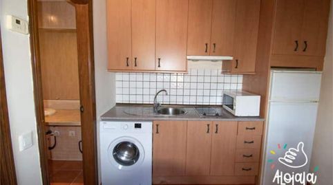 Foto 2 de Apartament de lloguer a El Velerín, Estepona