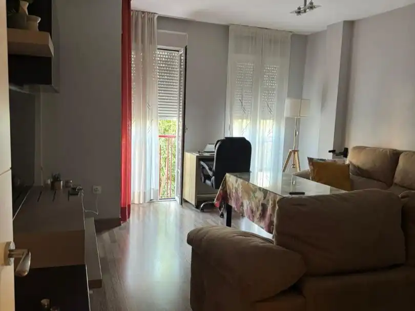 Dormitori de Pis de lloguer en Córdoba amb Aire condicionat, Calefacció i Parquet