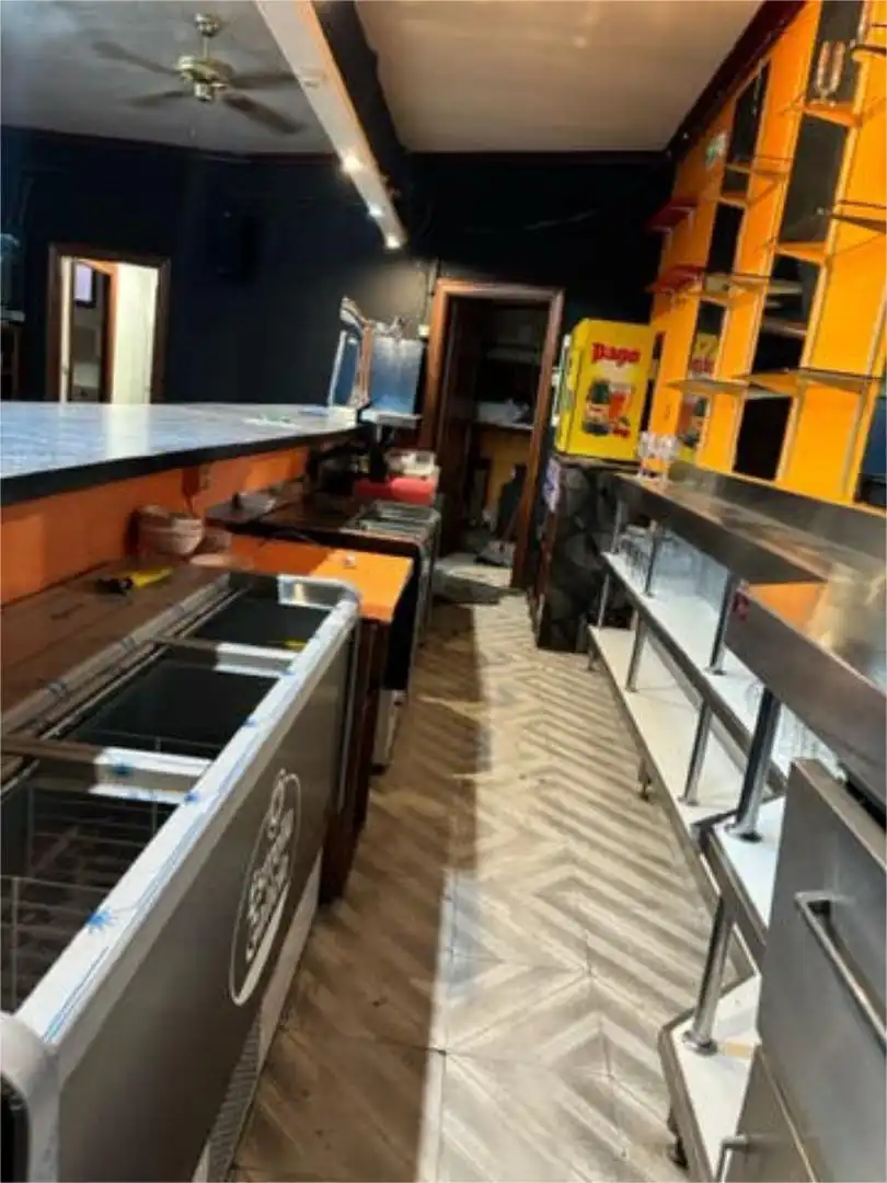 Cocina de Local de alquiler en San Cebrián de Campos con Aire acondicionado