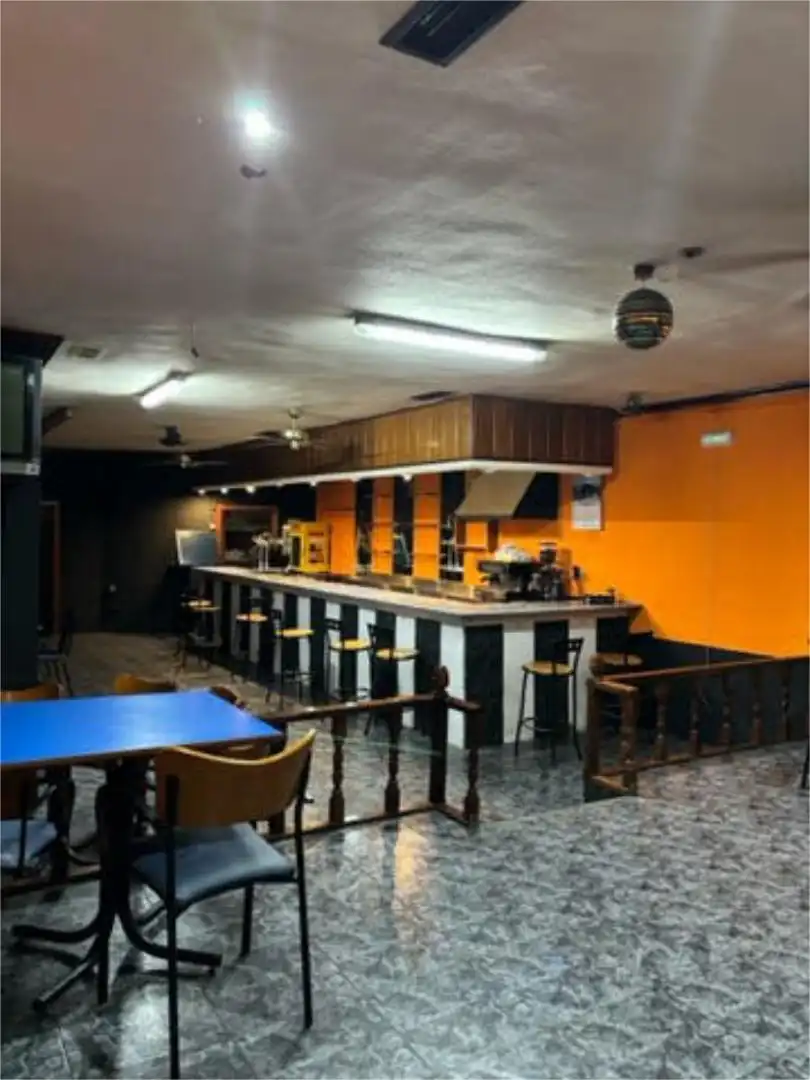 Local de alquiler en San Cebrián de Campos con Aire acondicionado