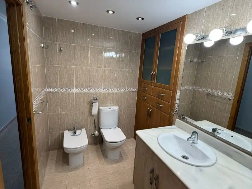 Flat for sale in Alcàsser Bathroom of Flat for sale in Alcàsser with Air Conditioner, Terrace and Balcony