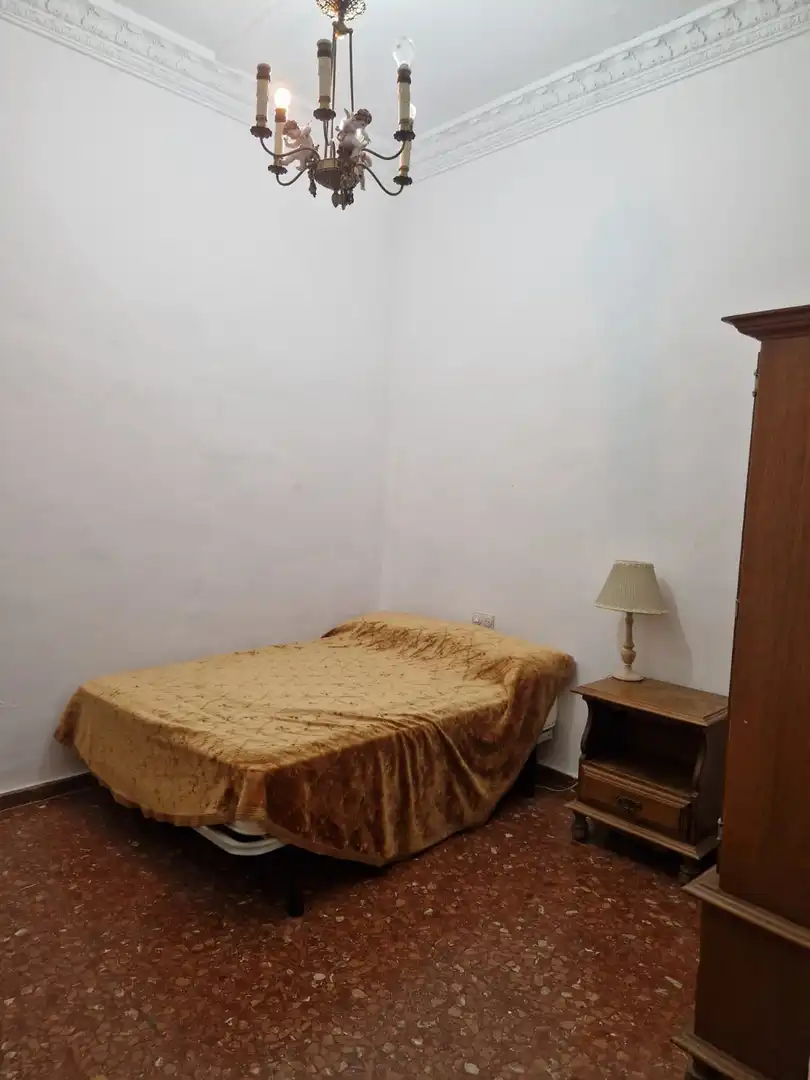 Room in Calle Mateos Gago, 24, Alfalfa - Santa Cruz Room in Calle Mateos Gago, 24, Alfalfa - Santa Cruz