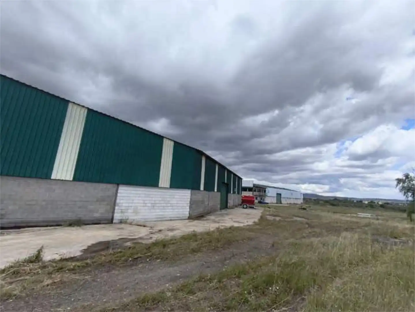 Vista exterior de Nau industrial de lloguer en Galisteo
