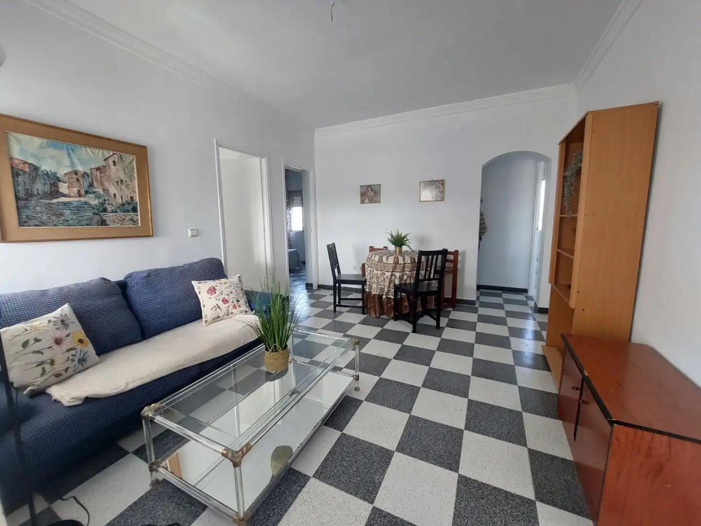 Piso en venta en Calle Manises, 8, Barrio Bajo Sala de estar de Piso en venta en San Juan de Aznalfarache con Amueblado y Balcón