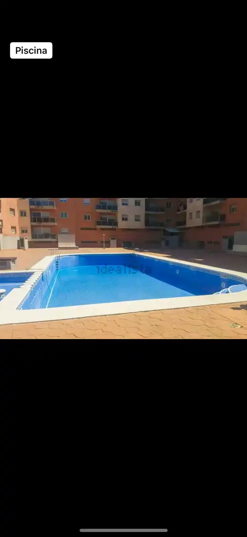 Piscina de Piso en venta en Móra d'Ebre con Aire acondicionado, Calefacción y Terraza