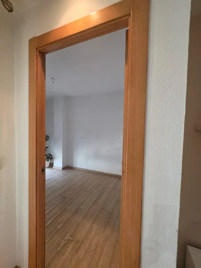 Habitación de Piso en venta en Pinos Genil con Aire acondicionado, Parquet y Piscina