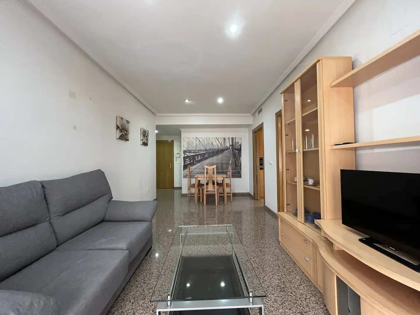 Sala de estar de Piso de alquiler en Elda con Aire acondicionado, Amueblado y Balcón
