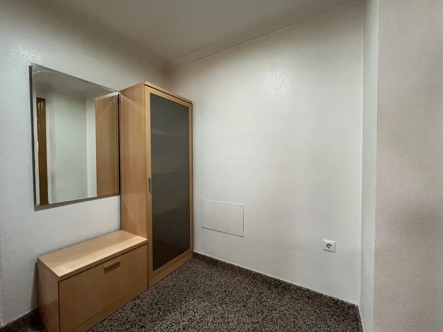 Habitación de Piso de alquiler en Elda con Aire acondicionado, Amueblado y Balcón