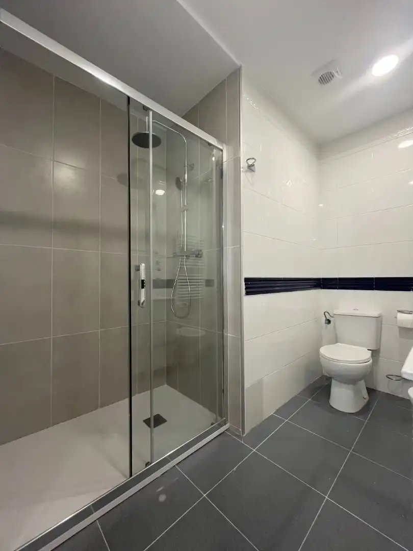 Bathroom of Flat for rent in Vitoria - Gasteiz  with Parquet flooring and Furnished