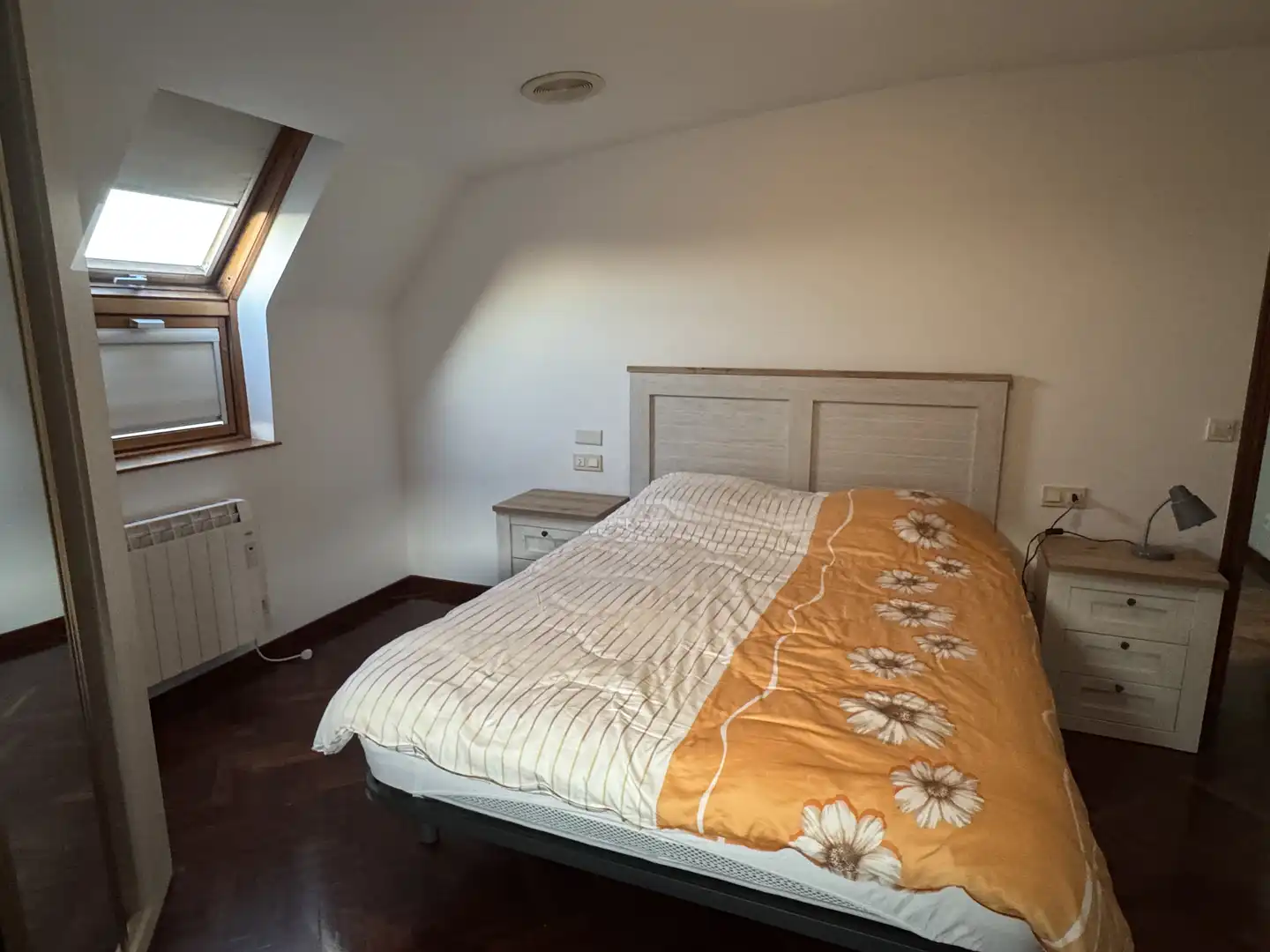 Habitación de Piso de alquiler en Laxe con Calefacción, Parquet y Terraza