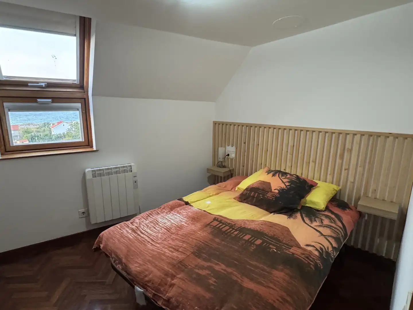 Habitación de Piso de alquiler en Laxe con Calefacción, Parquet y Terraza