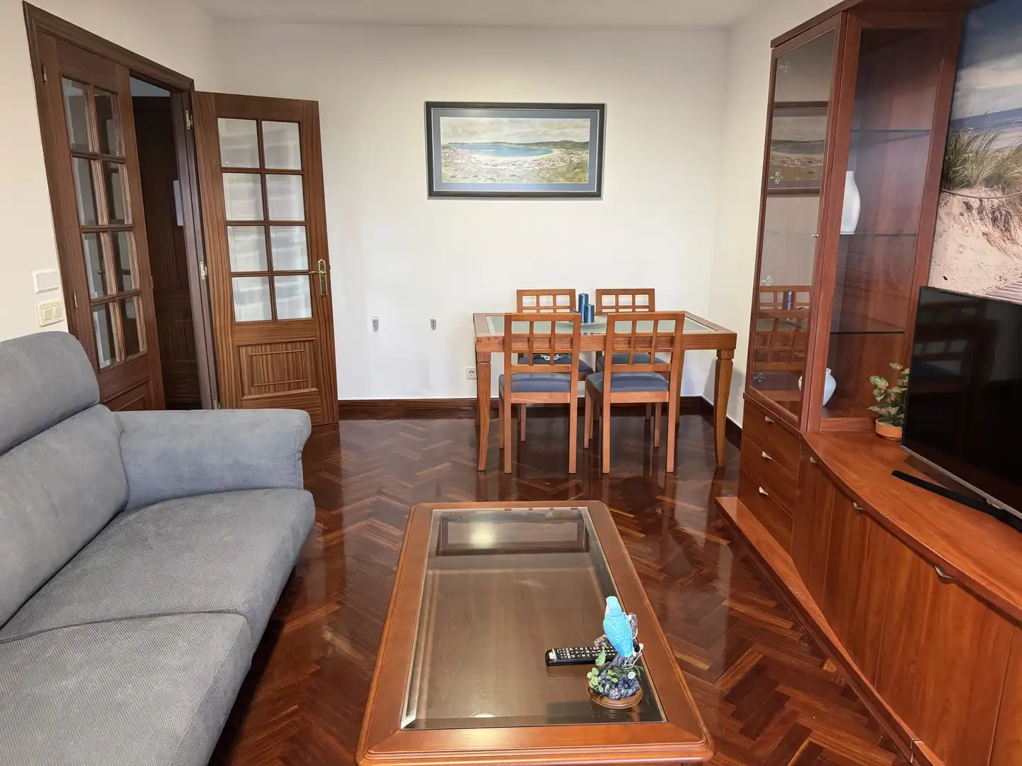 Sala de estar de Piso de alquiler en Laxe con Calefacción, Parquet y Terraza