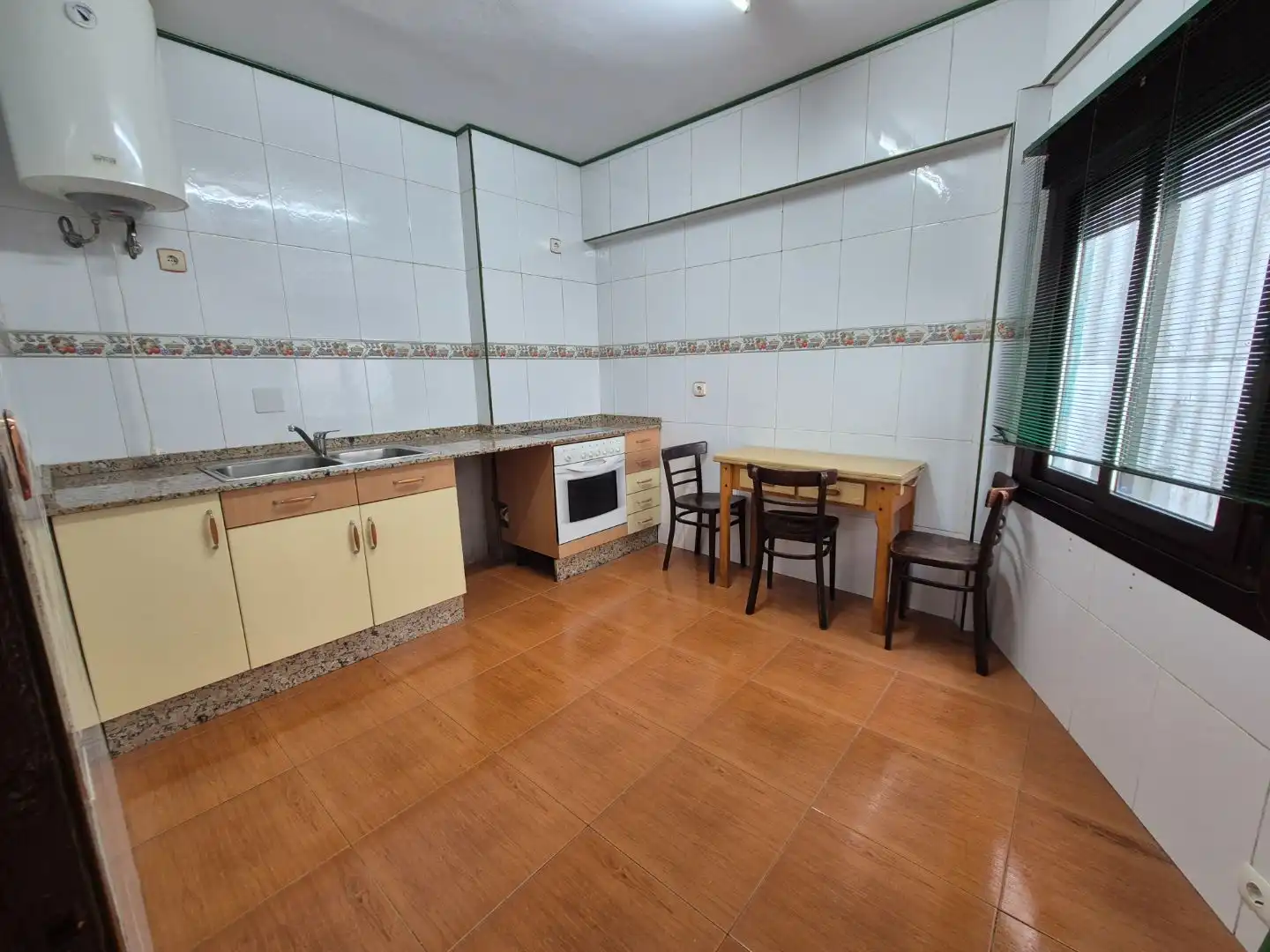 Kitchen of Flat for sale in Avilés