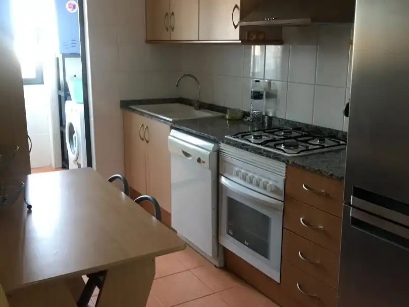 Cuina de Pis de lloguer en Castellón de la Plana / Castelló de la Plana amb Aire condicionat, Calefacció i Jardí privat