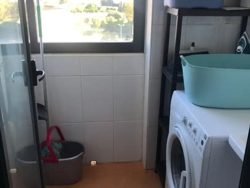 Bany de Pis de lloguer en Castellón de la Plana / Castelló de la Plana amb Aire condicionat, Calefacció i Jardí privat