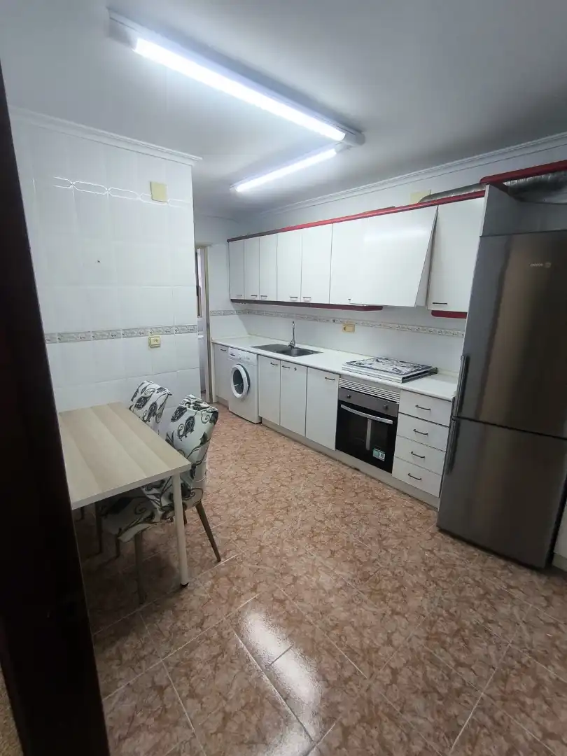 Piso de alquiler en Carrer Cerdà, 73, Los Ángeles
