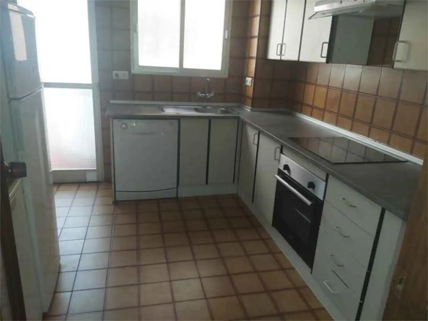 Piso de alquiler en Los Ángeles - Cruz de Caravaca