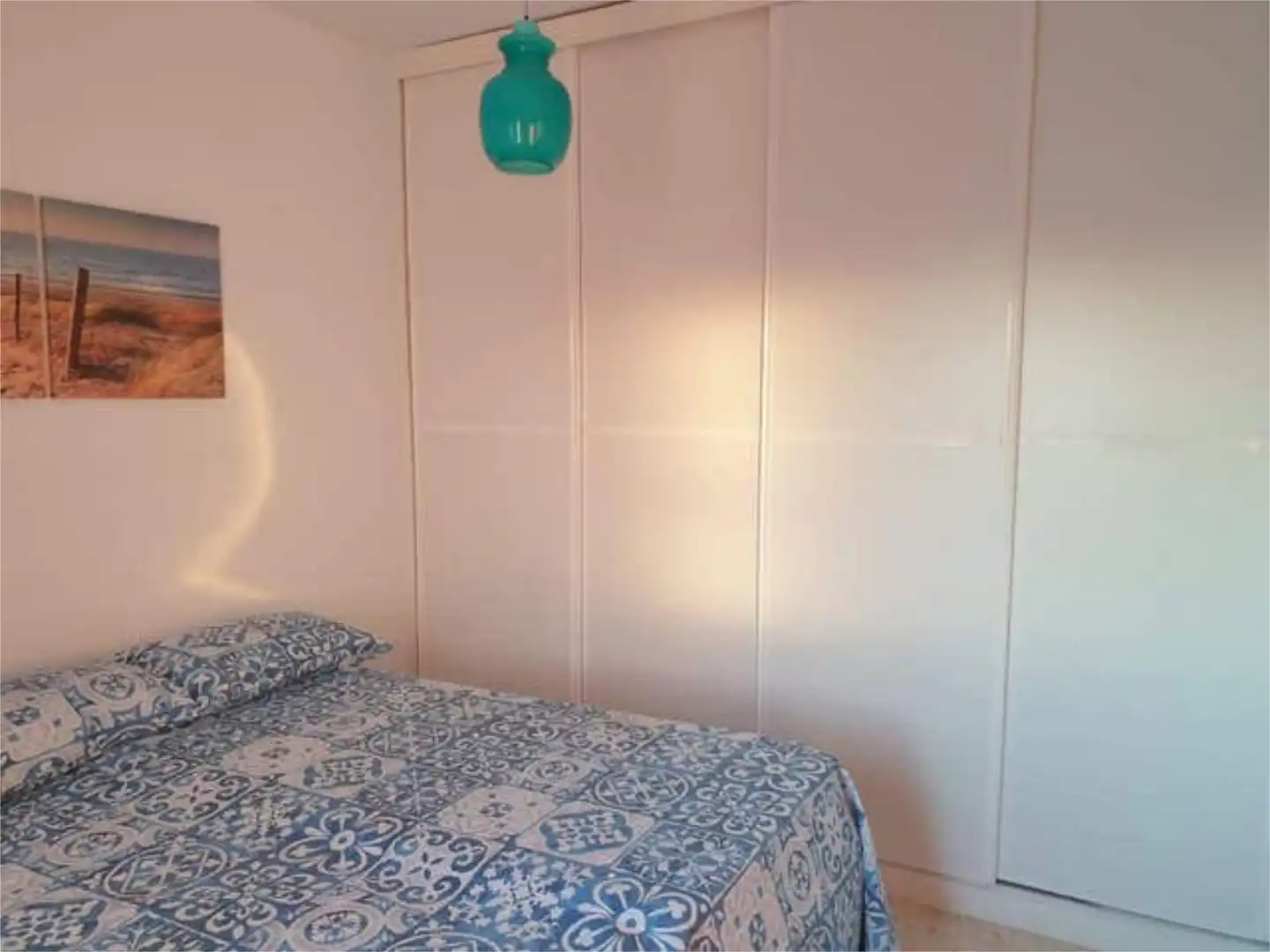 Habitación de Apartamento de alquiler en Torrox con Terraza y Amueblado