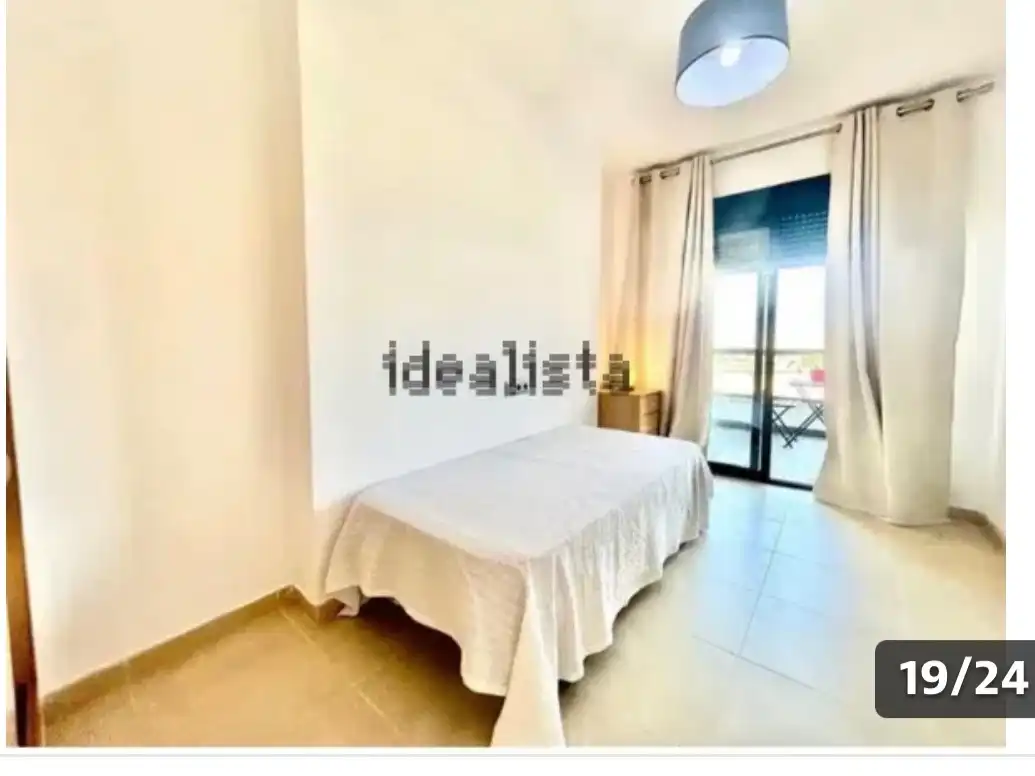 Piso en venta en Calle Sierra de Gádor, 1, Roquetas de Mar Habitación de Piso en venta en Roquetas de Mar con Aire acondicionado y Terraza