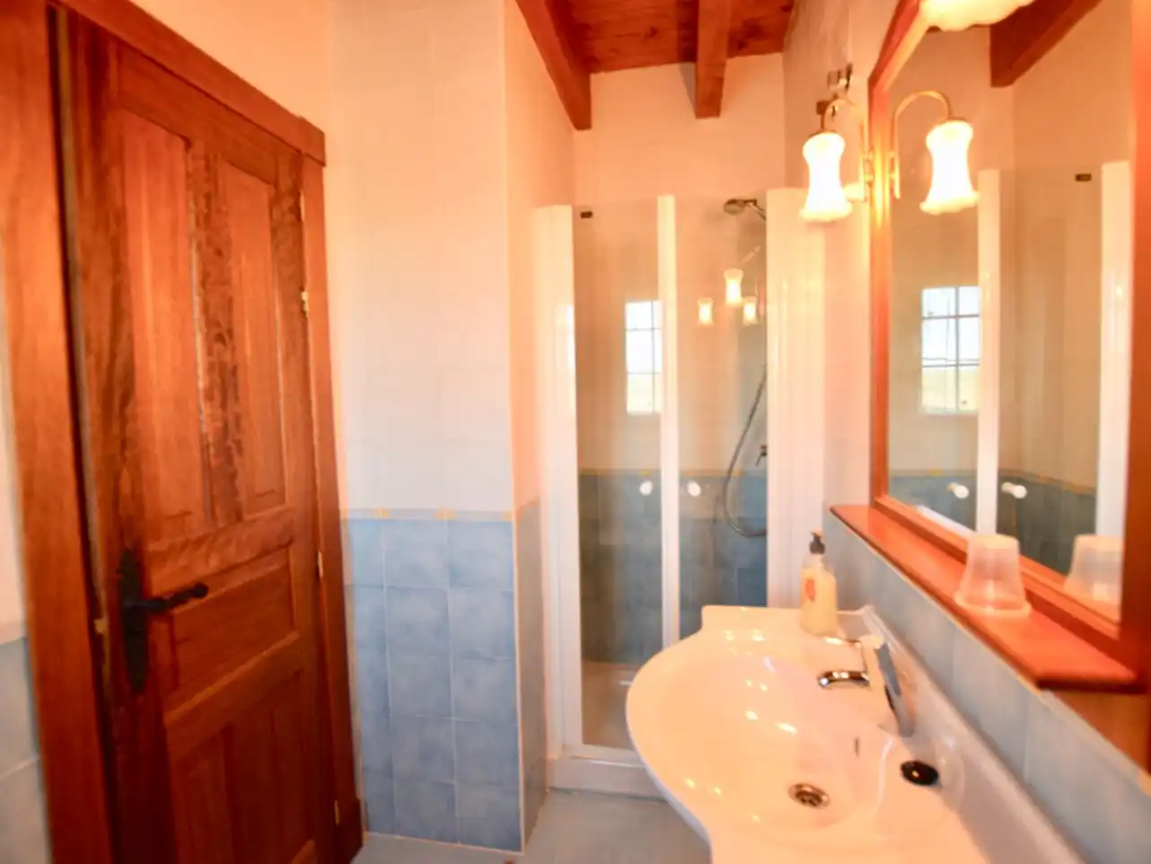 Bathroom of Houses for sale in Ciruelos de Cervera  with Heating, Terrace and Storage room
