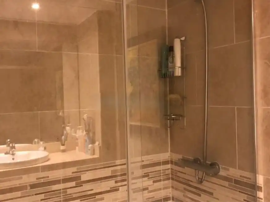Piso de alquiler en Avenida del Euro, 18, PAU de Carabanchel Baño de Piso de alquiler en Madrid Capital con Aire acondicionado y Piscina