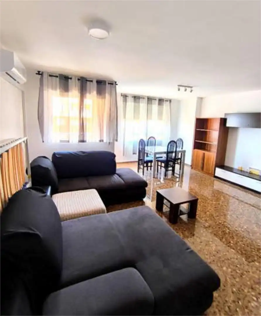 Sala de estar de Piso de alquiler en Villanueva de Castellón con Terraza y Amueblado
