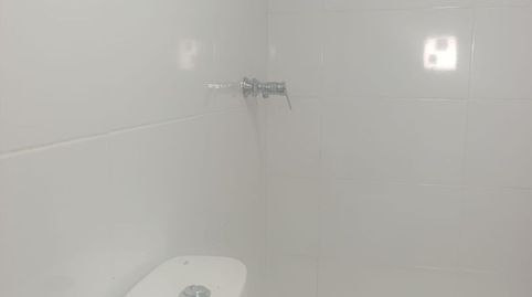 Foto 2 von Einfamilien-Reihenhaus zum Verkauf in Ab-604, 30, Lezuza, Albacete