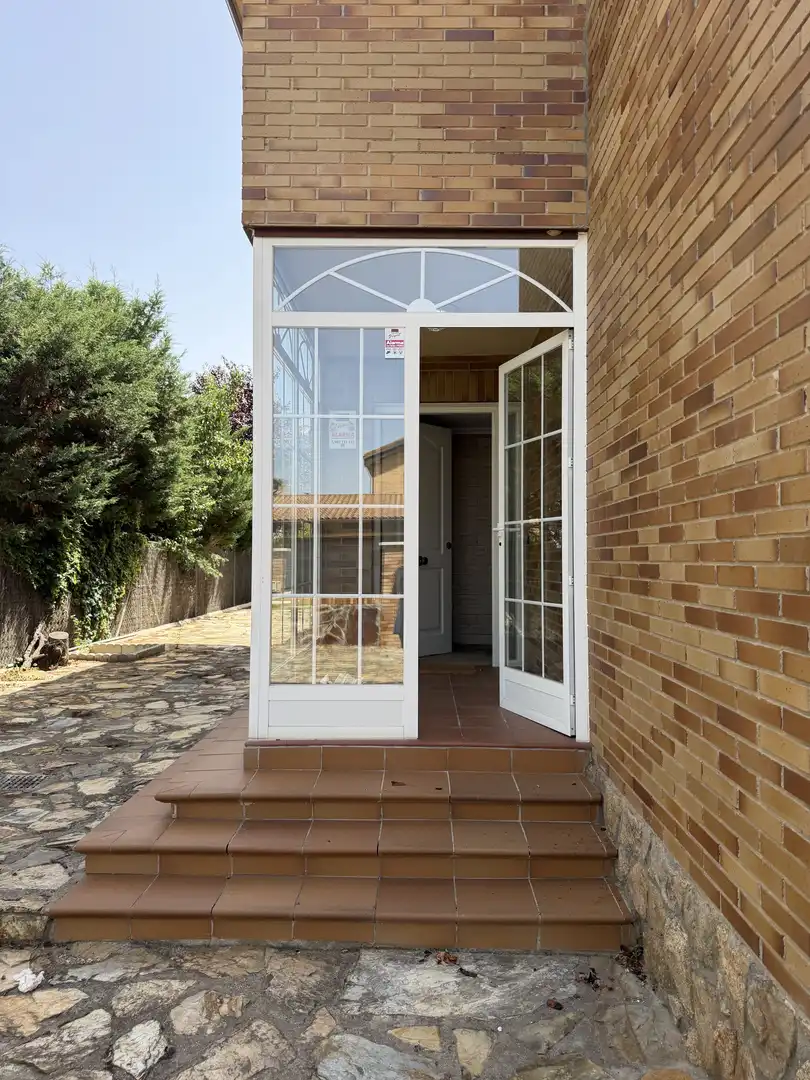 Casa o chalet de alquiler en Calle Sierra Nevada, 21, Villanueva de la Cañada ciudad Casa o chalet de alquiler en Villanueva de la Cañada con Calefacción, Jardín privado y Parquet