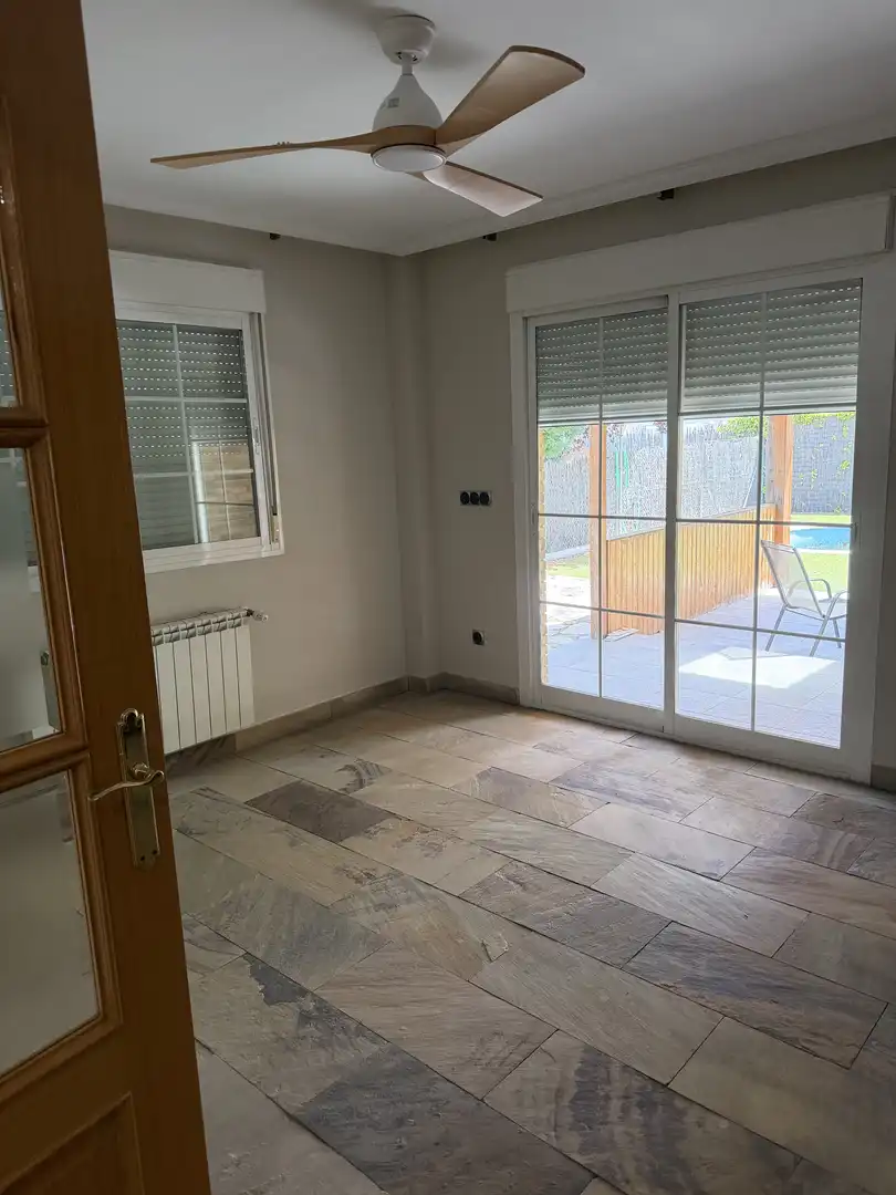 Casa o chalet de alquiler en Calle Sierra Nevada, 21, Villanueva de la Cañada ciudad Casa o chalet de alquiler en Villanueva de la Cañada con Calefacción, Jardín privado y Parquet