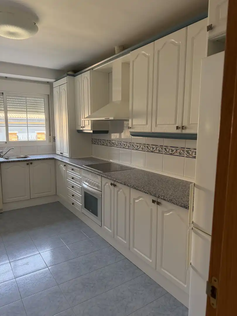 Casa o chalet de alquiler en Calle Sierra Nevada, 21, Villanueva de la Cañada ciudad Cocina de Casa o chalet de alquiler en Villanueva de la Cañada con Calefacción, Jardín privado y Parquet