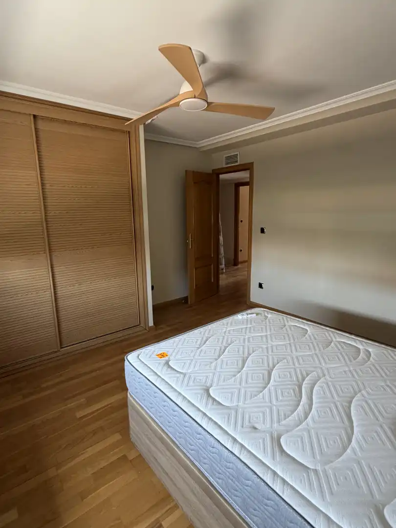 Casa o chalet de alquiler en Calle Sierra Nevada, 21, Villanueva de la Cañada ciudad Habitación de Casa o chalet de alquiler en Villanueva de la Cañada con Calefacción, Jardín privado y Parquet