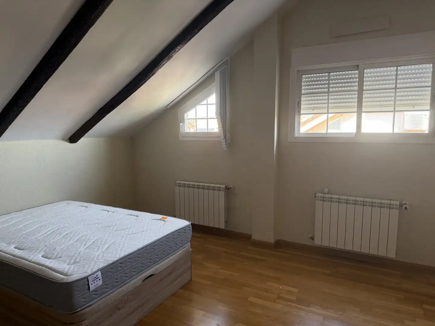 Casa o chalet de alquiler en Calle Sierra Nevada, 21, Villanueva de la Cañada ciudad Habitación de Casa o chalet de alquiler en Villanueva de la Cañada con Calefacción, Jardín privado y Parquet